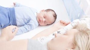 bed sharing with child, sharing a bed with your child, how to co sleep with a baby, how long should you co sleep with your child, benefits of bedsharing
