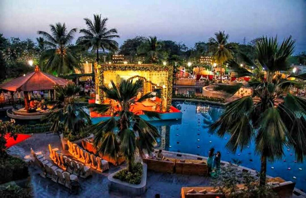 romantic resorts near Mumbai for couples