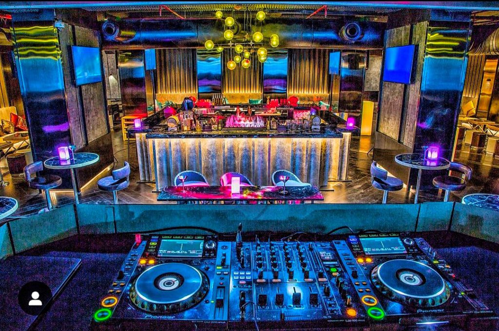 Nightclubs in Indore