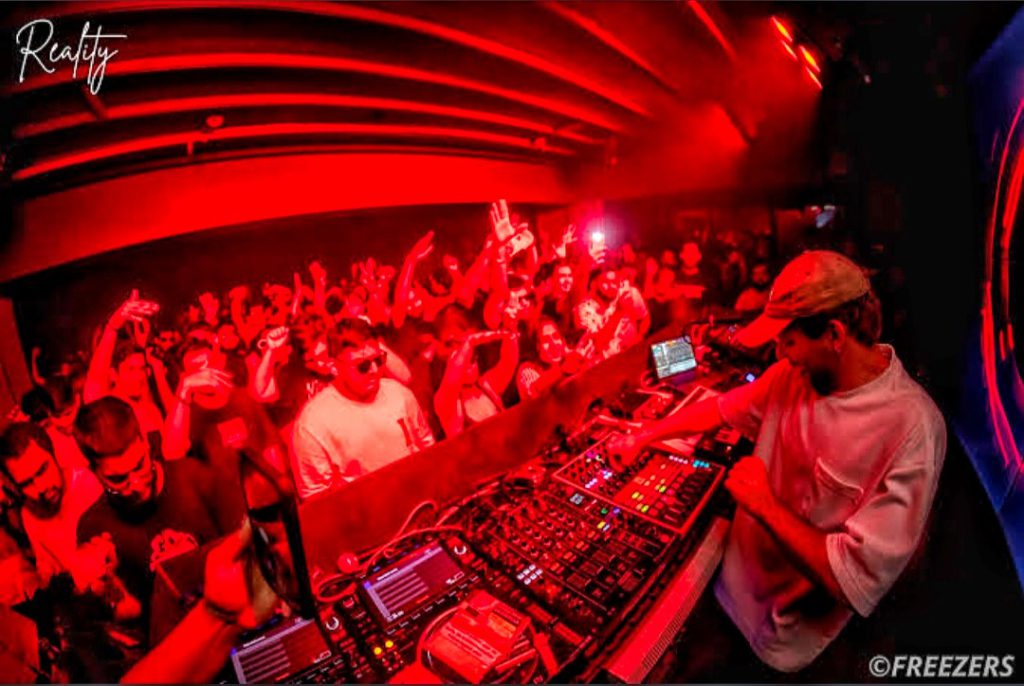 Nightclubs in Kolkata