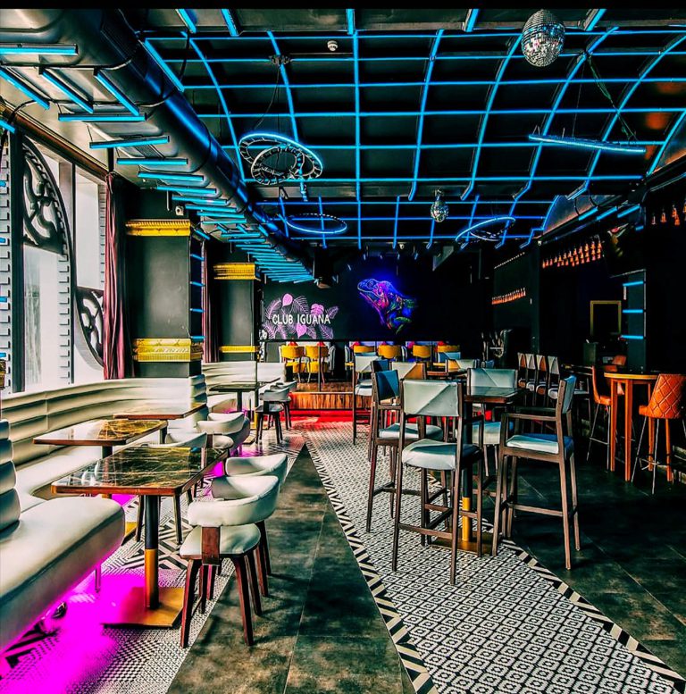 Top 11 Nightclubs in Andheri - Trends We