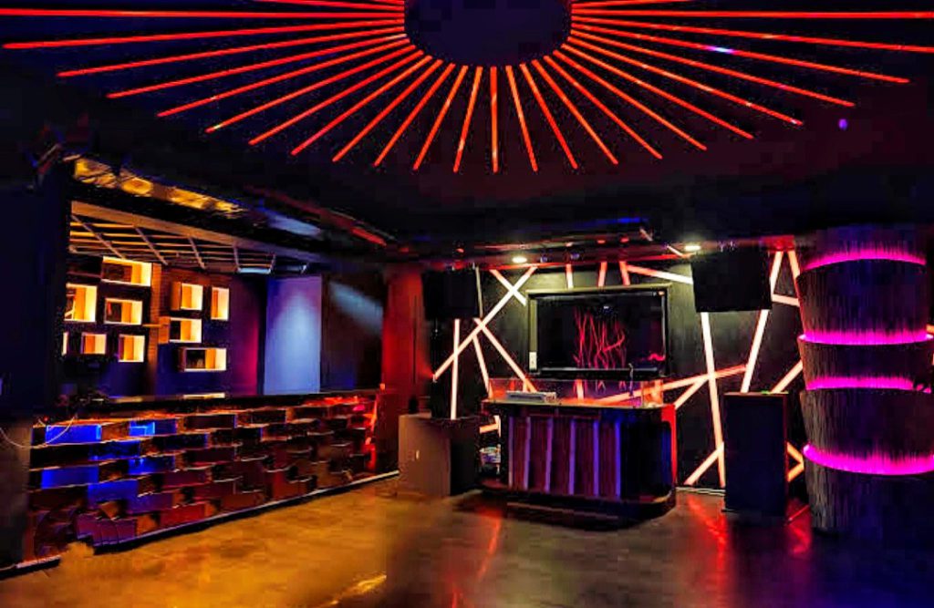 Nightclubs in Andheri