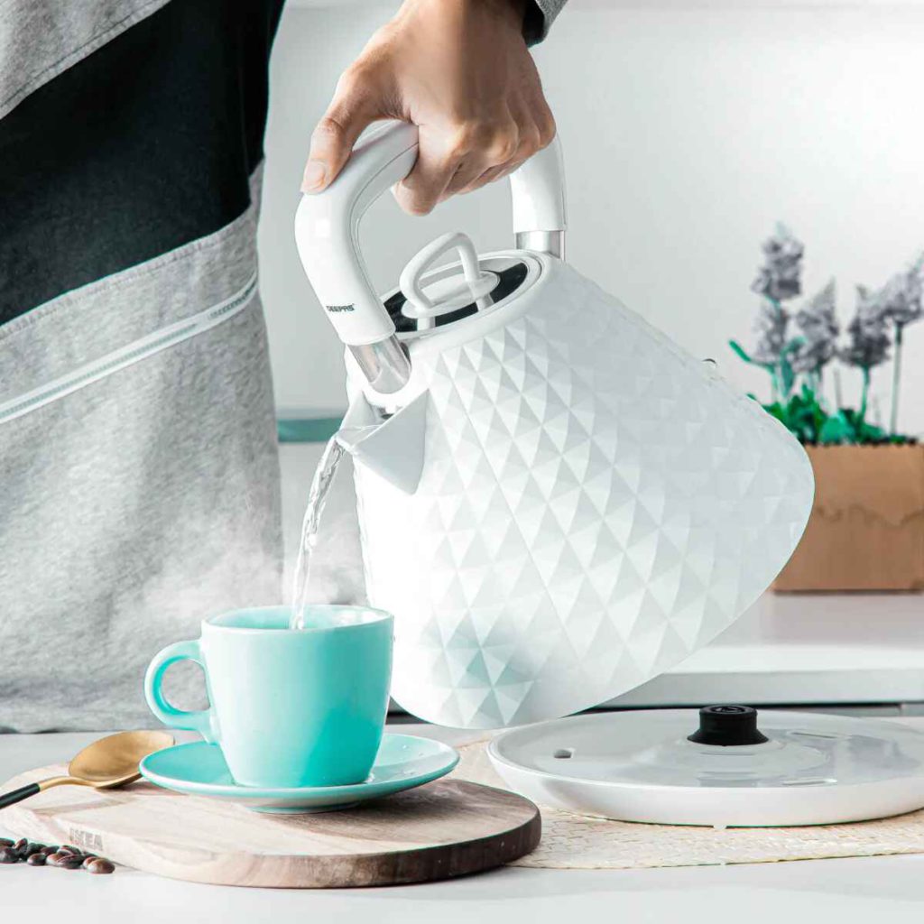 electric kettle