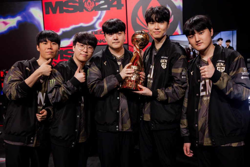 MSI LoL 2025 Upper Bracket Final between T1 and Gen.G in Vancouver, esports arena, League of Legends tournament, crowd, and stage.