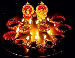 Diwali Diyas Online