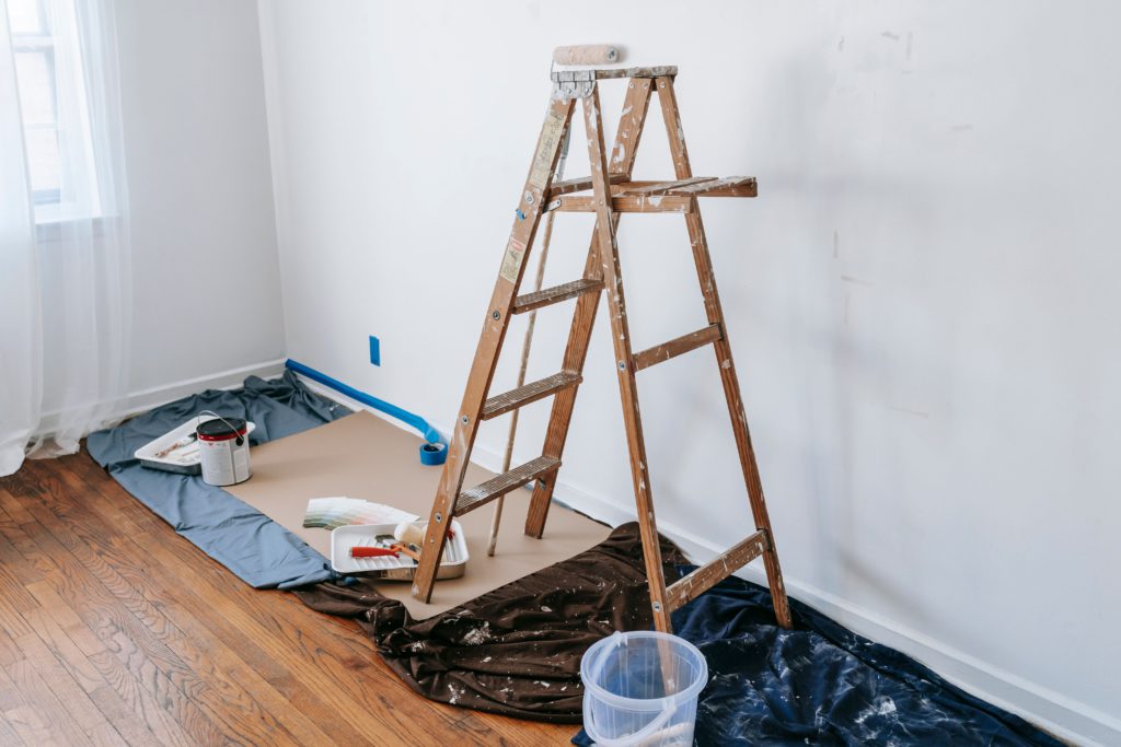 Wall Prep 101: Putty and Primer Steps Before You Paint ﻿